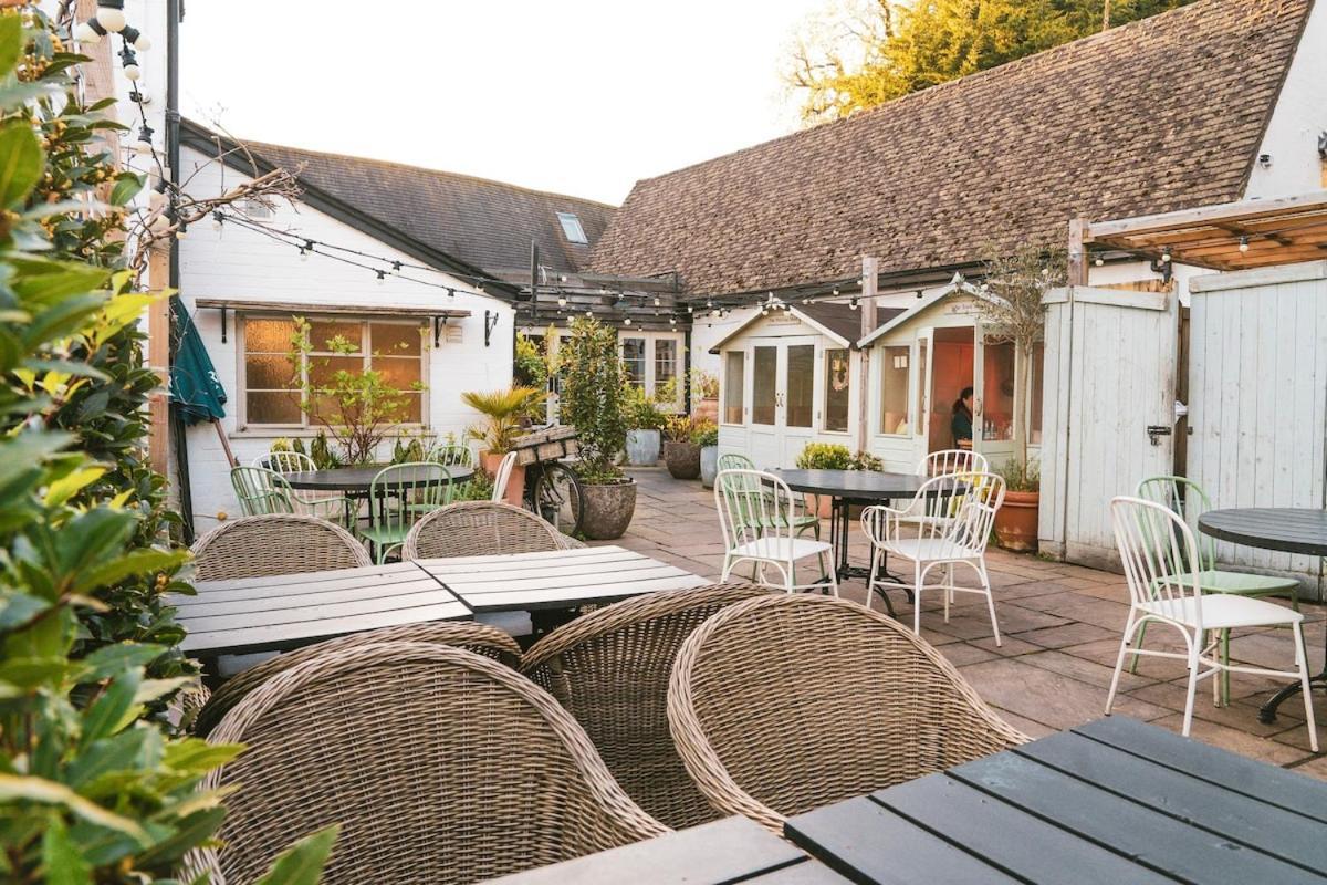 The Prestbury Annexe Apartman Cheltenham Kültér fotó